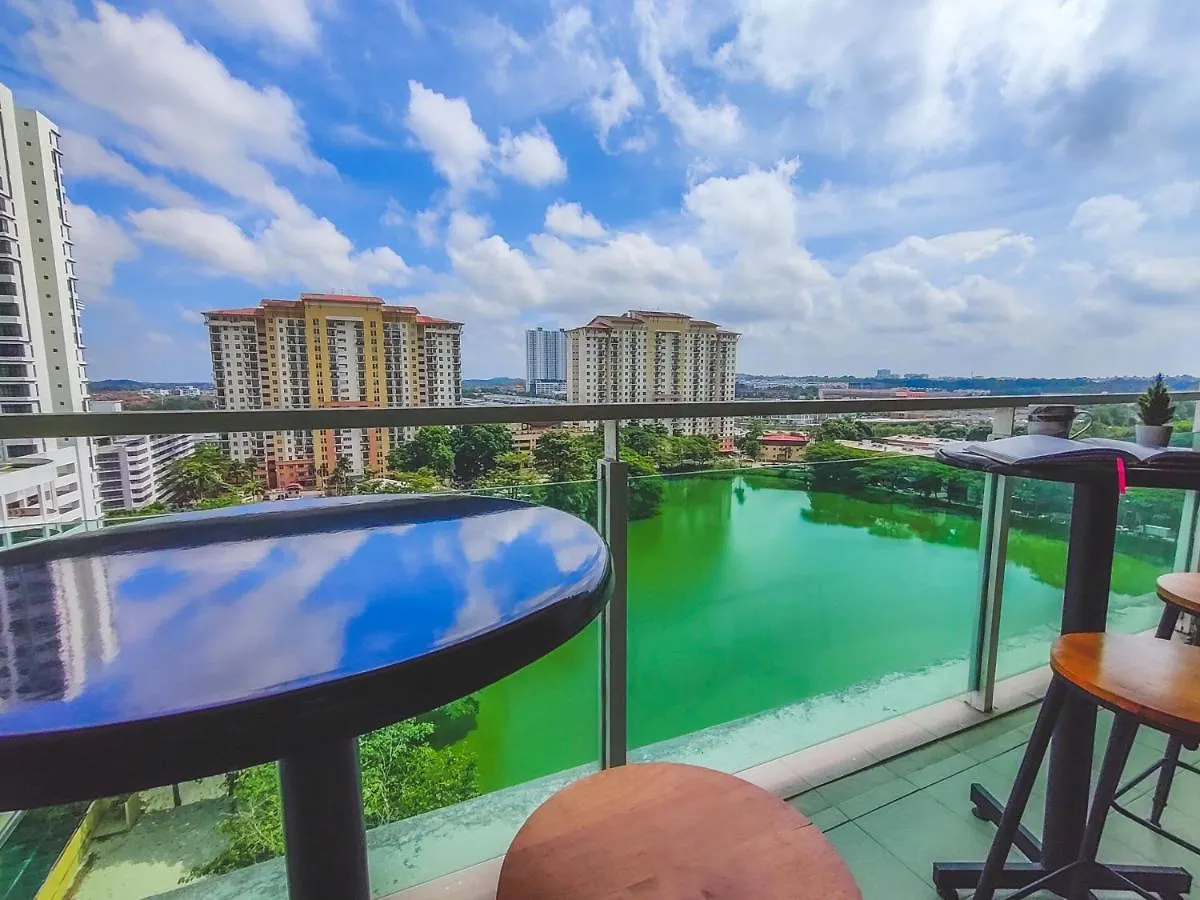 -Lake View- Mount Austin Ikea Toppen 10 Mins - A110 Johor Bahru