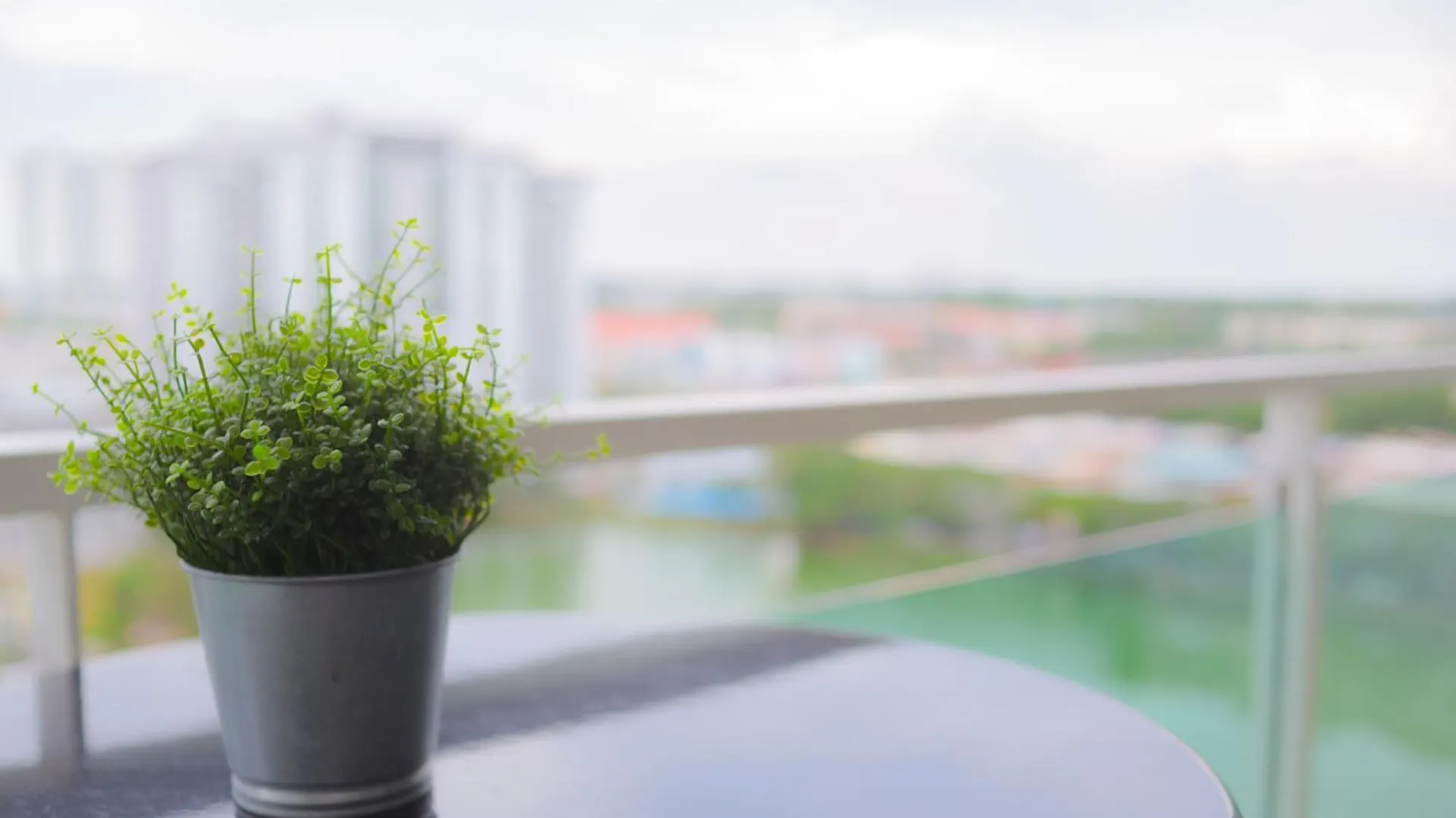 -Lake View- Mount Austin Ikea Toppen 10 Mins - A110 Johor Bahru